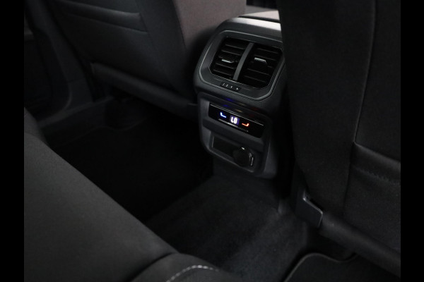 Volkswagen Tiguan Allspace 1.5 TSI Life Business 7p. 150 pk Automaat (DSG) | Navigatie | Parkeersensoren | Adaptieve cruise control | Autom. airco (3 zones) | LED koplampen |