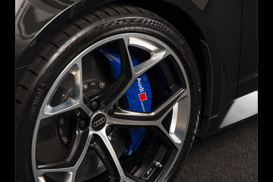 Audi RS6 Avant TFSI quattro performance