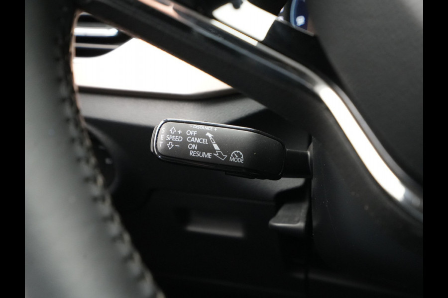 Škoda Kamiq 1.0 TSI 110pk Style Camera Keyless Clima 18'' Lm Velgen 244