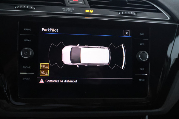 Volkswagen Touran 1.6 TDI SCR Highline apple carplay, Navigatie, Climate,