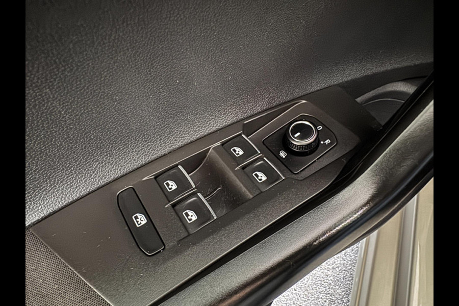 Volkswagen Polo 1.0 TSI Highline CLIMAAT CONTROL E.C.C. CARPLAY PARKEERSENSOREN