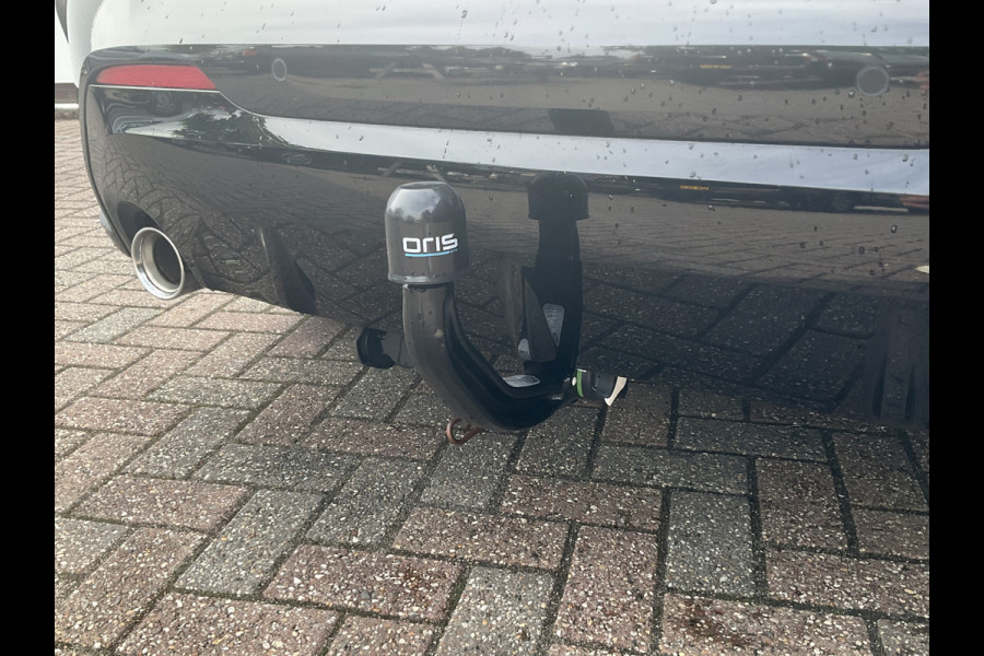 BMW 1-serie 118d Business M-Sport Trekhaak Leder Carplay Sfeerverl Led Voll.Onderhouden!