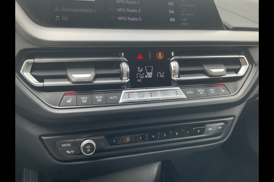 BMW 1-serie 118d Business M-Sport Trekhaak Leder Carplay Sfeerverl Led Voll.Onderhouden!