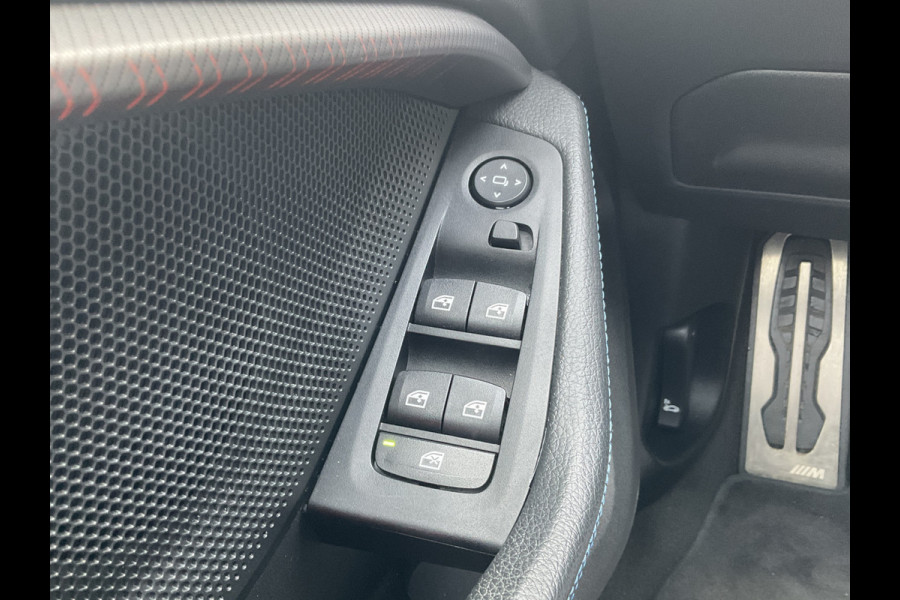 BMW 1-serie 118d Business M-Sport Trekhaak Leder Carplay Sfeerverl Led Voll.Onderhouden!