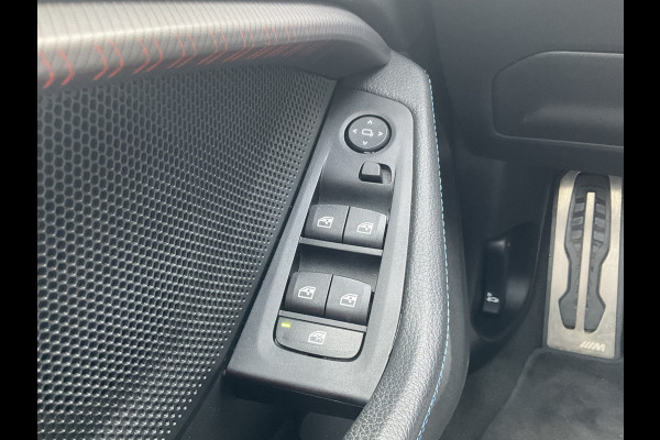BMW 1-serie 118d Business M-Sport Trekhaak Leder Carplay Sfeerverl Led Voll.Onderhouden!