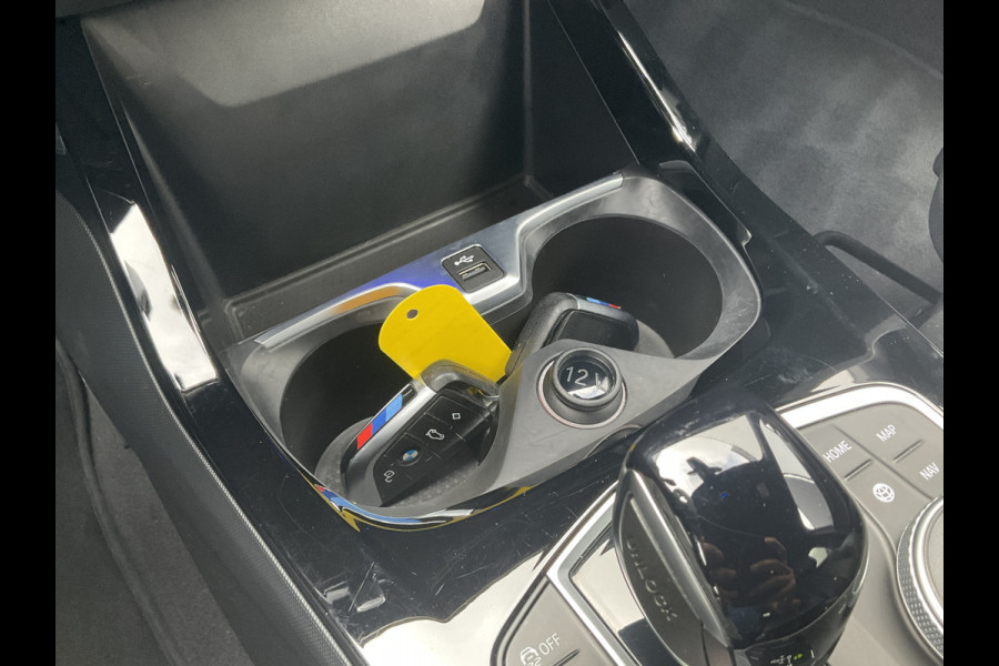 BMW 1-serie 118d Business M-Sport Trekhaak Leder Carplay Sfeerverl Led Voll.Onderhouden!