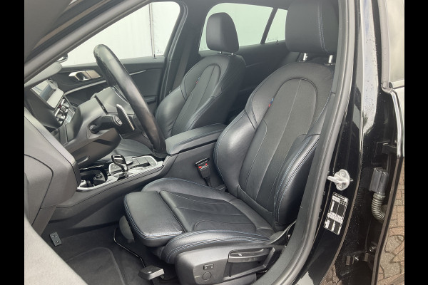 BMW 1-serie 118d Business M-Sport Trekhaak Leder Carplay Sfeerverl Led Voll.Onderhouden!