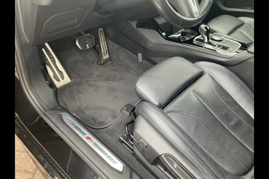 BMW 1-serie 118d Business M-Sport Trekhaak Leder Carplay Sfeerverl Led Voll.Onderhouden!
