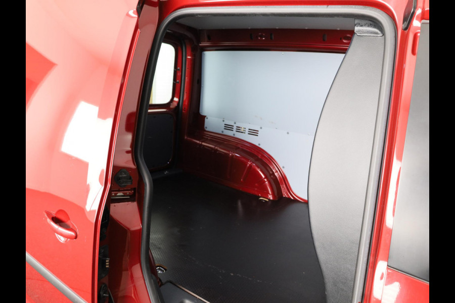Volkswagen Caddy 2.0 TDI L1H1 BMT C-Edition AUTOMAAT | PDC | LMV