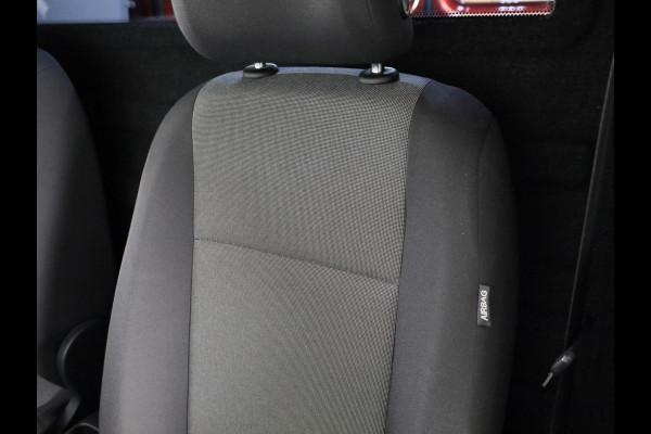 Volkswagen Caddy 2.0 TDI L1H1 BMT C-Edition AUTOMAAT | PDC | LMV