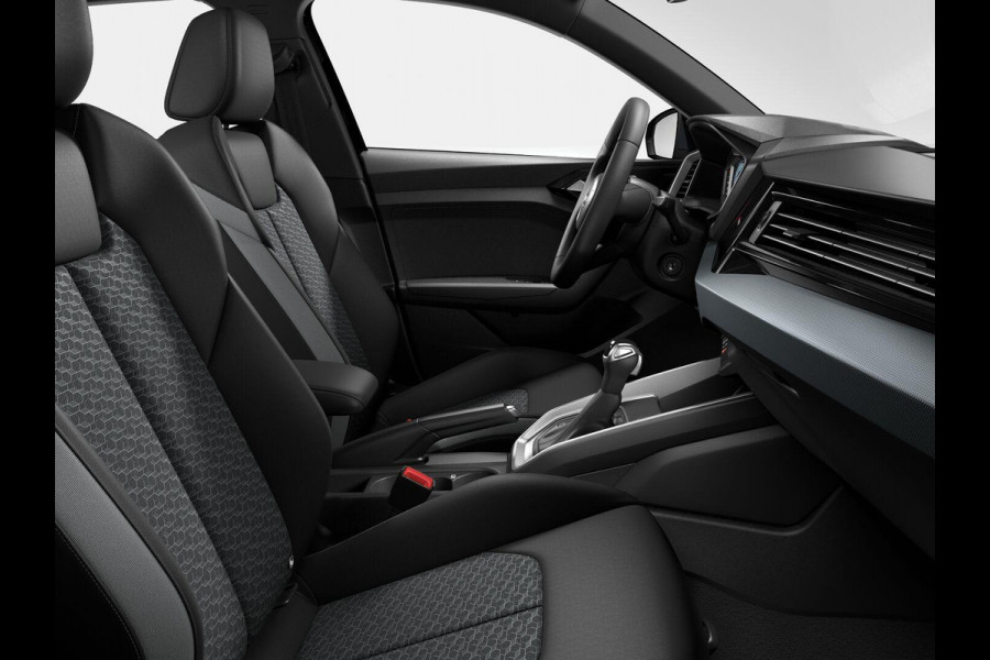 Audi A1 Sportback 30 TFSI epic 116pk S-tronic | Navigatie | Sportstoelen | Climatronic | 17 inch lichtmetalen velgen