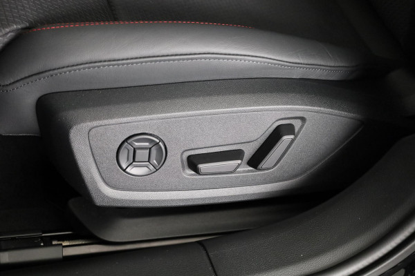 Audi A6 Avant 50 TFSI e quattro S edition Competition panoramadak, comfortsleutel, B&O soundsysteem, leder interieur