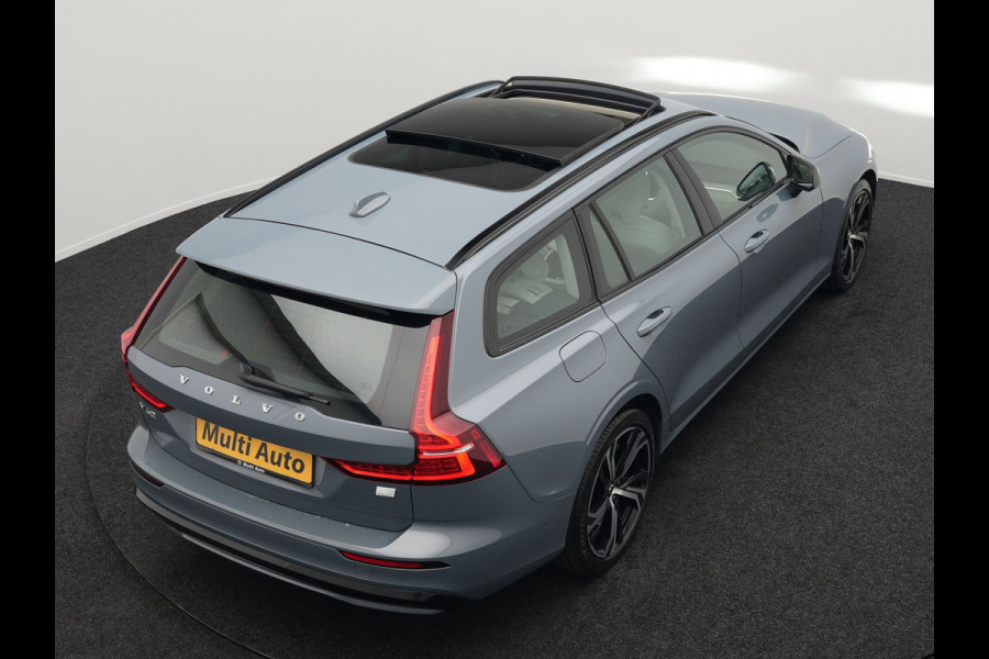 Volvo V60 T8 AWD Plus Dark Plug In Hybrid Thunder Grey 390pk Dealer O.H. Long Range PHEV | Panodak | Lederen Sportstoelen Memory | Pilot Assist | Google Assistant | Adaptive Cruise | Harman Kardon | Camera | Apple Carplay | Stoel & Stuurverwarming |