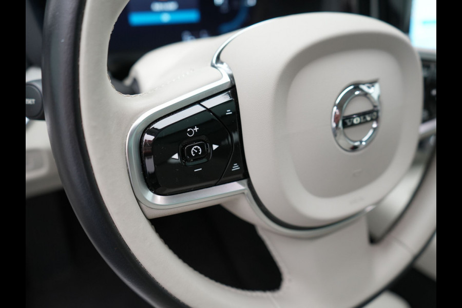 Volvo V60 T8 AWD Plus Dark Plug In Hybrid Thunder Grey 390pk Dealer O.H. Long Range PHEV | Panodak | Lederen Sportstoelen Memory | Pilot Assist | Google Assistant | Adaptive Cruise | Harman Kardon | Camera | Apple Carplay | Stoel & Stuurverwarming |