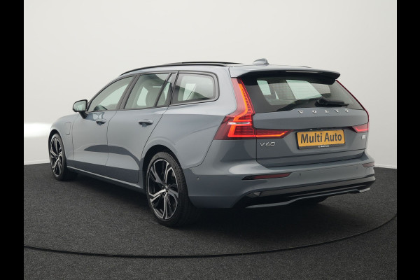 Volvo V60 T8 AWD Plus Dark Plug In Hybrid Thunder Grey 390pk Dealer O.H. Long Range PHEV | Panodak | Lederen Sportstoelen Memory | Pilot Assist | Google Assistant | Adaptive Cruise | Harman Kardon | Camera | Apple Carplay | Stoel & Stuurverwarming |