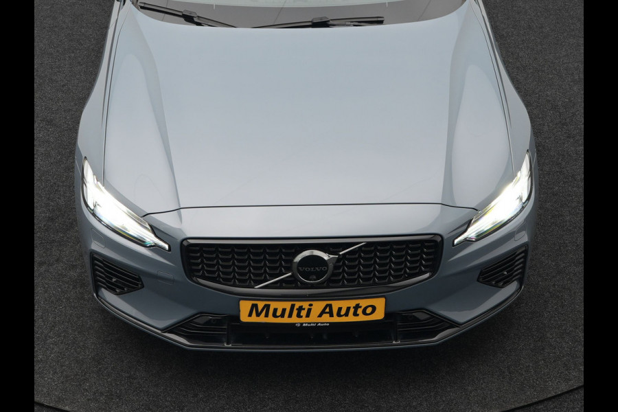 Volvo V60 T8 AWD Plus Dark Plug In Hybrid Thunder Grey 390pk Dealer O.H. Long Range PHEV | Panodak | Lederen Sportstoelen Memory | Pilot Assist | Google Assistant | Adaptive Cruise | Harman Kardon | Camera | Apple Carplay | Stoel & Stuurverwarming |