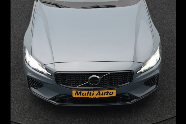 Volvo V60 T8 AWD Plus Dark Plug In Hybrid Thunder Grey 390pk Dealer O.H. Long Range PHEV | Panodak | Lederen Sportstoelen Memory | Pilot Assist | Google Assistant | Adaptive Cruise | Harman Kardon | Camera | Apple Carplay | Stoel & Stuurverwarming |