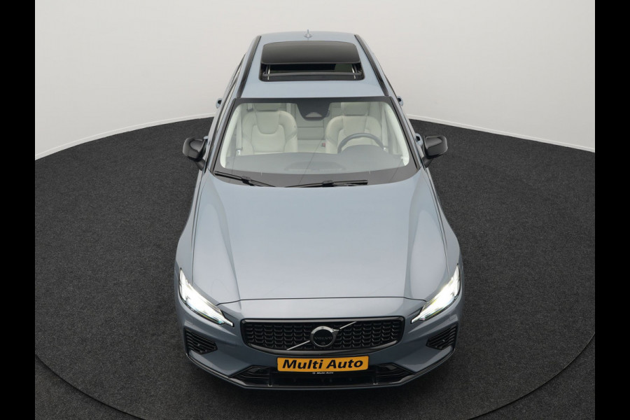 Volvo V60 T8 AWD Plus Dark Plug In Hybrid Thunder Grey 390pk Dealer O.H. Long Range PHEV | Panodak | Lederen Sportstoelen Memory | Pilot Assist | Google Assistant | Adaptive Cruise | Harman Kardon | Camera | Apple Carplay | Stoel & Stuurverwarming |
