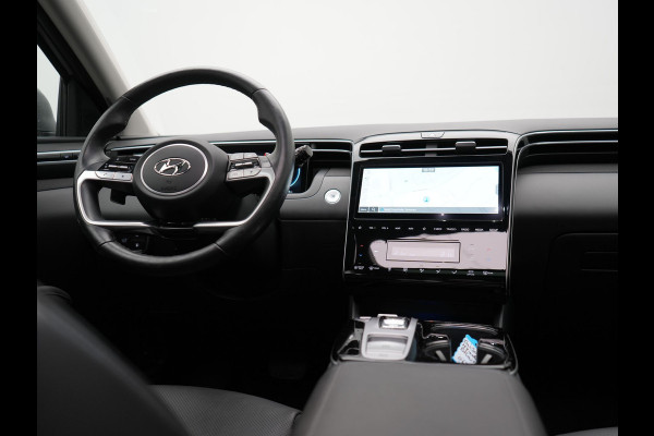 Hyundai Tucson 1.6 T-GDI Premium 4WD Plug In Hybrid 265pk Dealer O.H. PHEV | Panodak | Trekhaak Afneembaar | Adaptive Cruise | Lederen Sportstoelen Memory & Ventilatie | Krell Audio | Stoel & Stuurverwarming | Navigatie | Apple Carplay | Camera | Virtual |