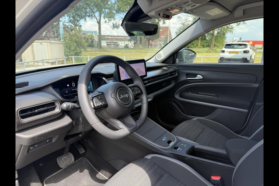 Jeep Avenger Longitude 54 kWh | Navi | Carplay | Stoelverwarming |