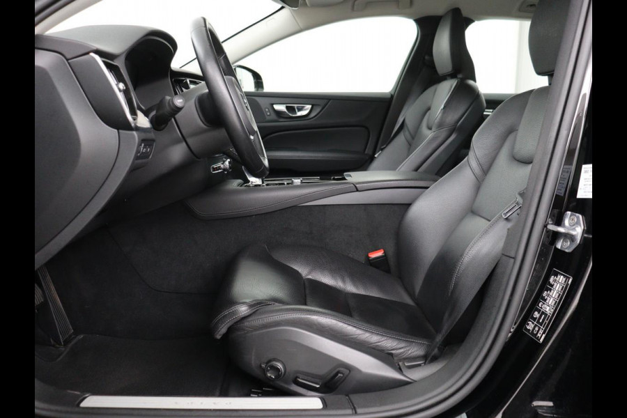 Volvo V60 2.0 T8 Recharge AWD Inscription | Leder | Stoelverwarming | Camera | Carplay | Memory | Adaptive cruise | Keyless | Full LED