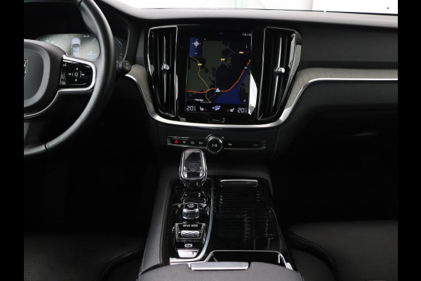 Volvo V60 2.0 T8 Recharge AWD Inscription | Leder | Stoelverwarming | Camera | Carplay | Memory | Adaptive cruise | Keyless | Full LED