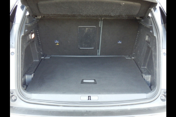 Peugeot 3008 1.2 130pk | BL Prem | Clima | Trekhaak | Leder | Stoelverwarming
