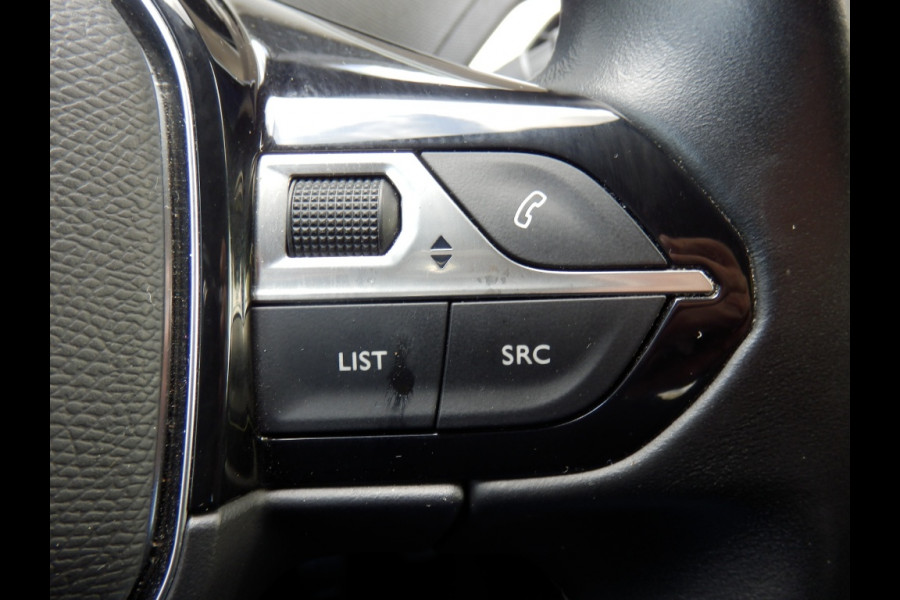 Peugeot 3008 1.2 130pk | BL Prem | Clima | Trekhaak | Leder | Stoelverwarming