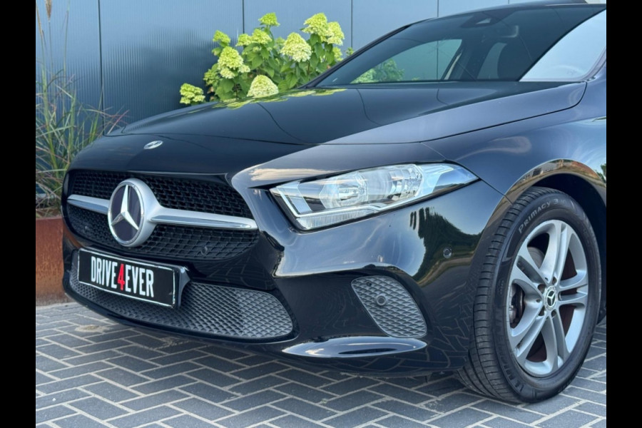 Mercedes-Benz A-Klasse 160 d Premium m20 NAVI WIDESCREEN CAMERA PDC CLIMATE ELEK PAKKET