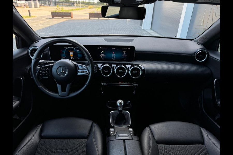 Mercedes-Benz A-Klasse 160 d Premium m20 NAVI WIDESCREEN CAMERA PDC CLIMATE ELEK PAKKET