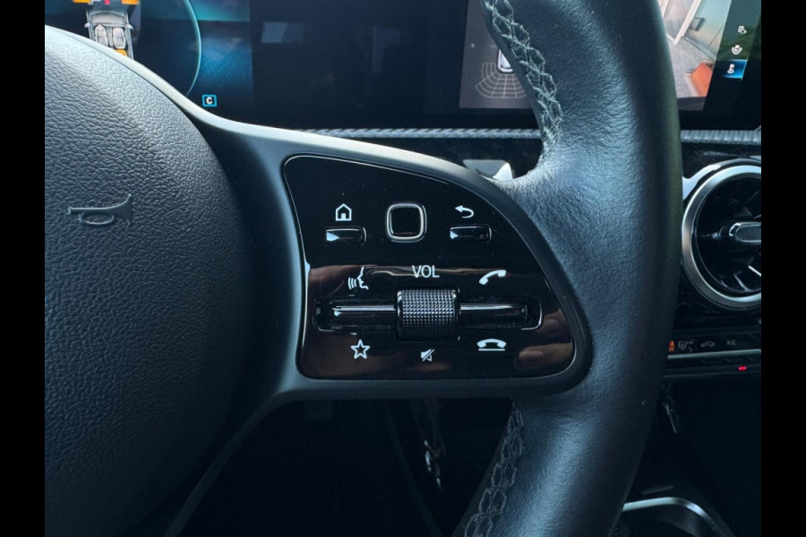 Mercedes-Benz A-Klasse 160 d Premium m20 NAVI WIDESCREEN CAMERA PDC CLIMATE ELEK PAKKET