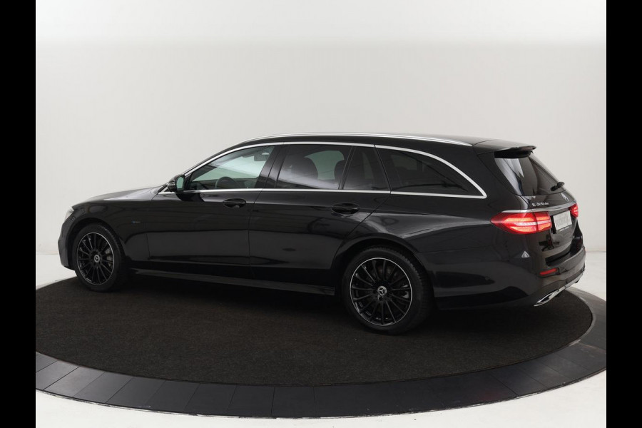Mercedes-Benz E-Klasse 300de AMG Line | Adaptive cruise | Nappaleder | 360 Camera | Carplay | Stoelverwarming | Sfeerverlichting | Widescreen | Navigatie | Full LED