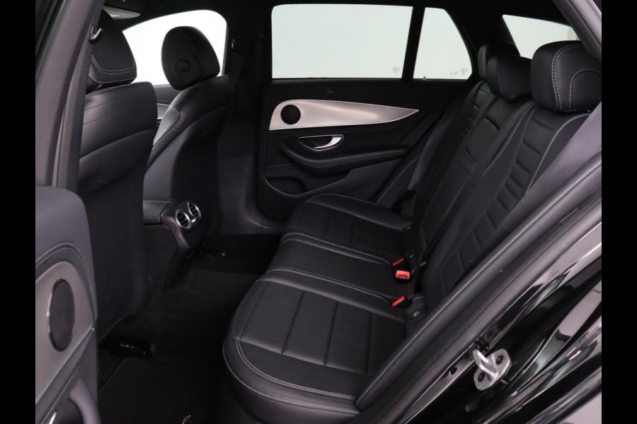 Mercedes-Benz E-Klasse 300de AMG Line | Adaptive cruise | Nappaleder | 360 Camera | Carplay | Stoelverwarming | Sfeerverlichting | Widescreen | Navigatie | Full LED