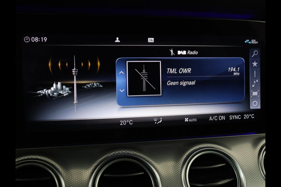 Mercedes-Benz E-Klasse 300de AMG Line | Adaptive cruise | Nappaleder | 360 Camera | Carplay | Stoelverwarming | Sfeerverlichting | Widescreen | Navigatie | Full LED