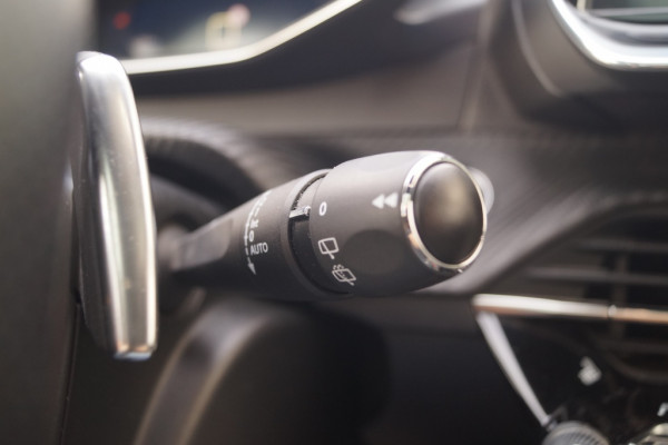 Peugeot 208 1.2 PureTech Automaat GT Pack -PANO-ECC-CAM-