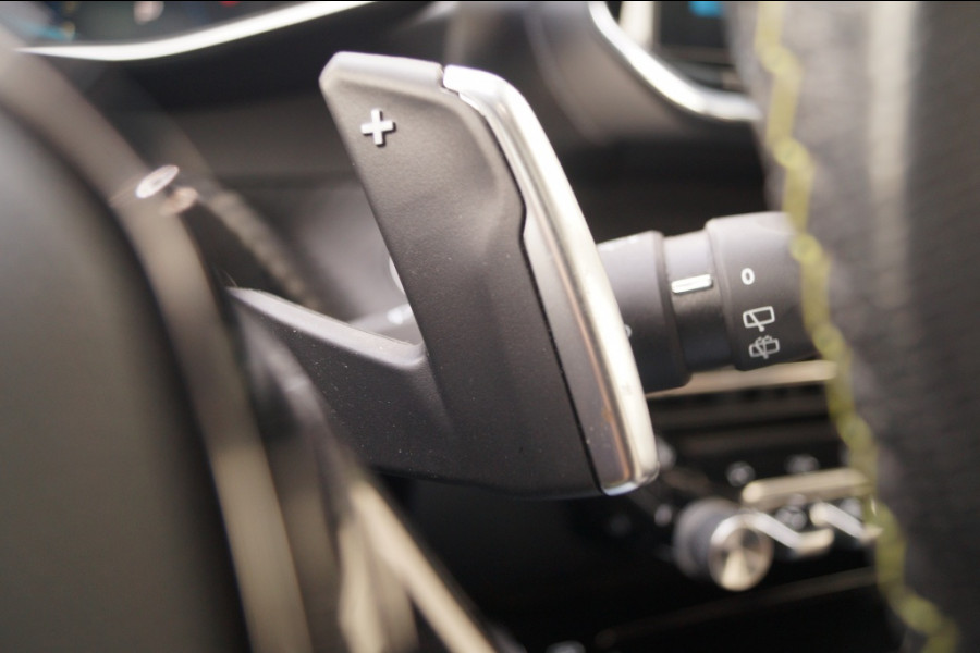 Peugeot 208 1.2 PureTech Automaat GT Pack -PANO-ECC-CAM-