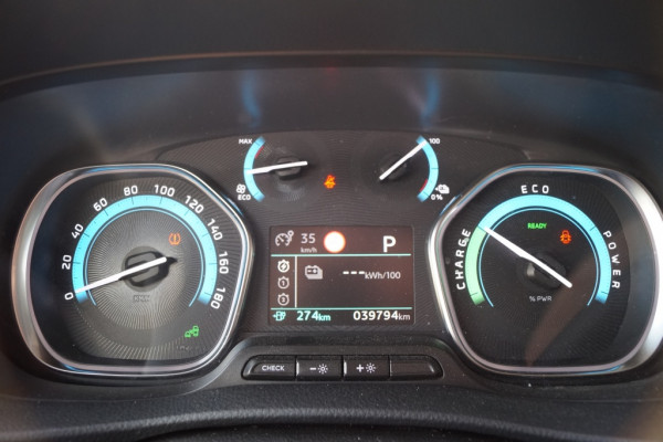 Opel Zafira-e Combi 75kWh 8-persoons -NAVI-AIRCO-PDC-