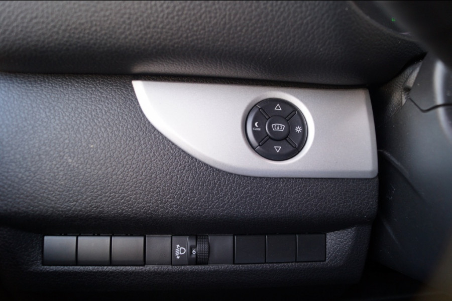 Opel Zafira-e Combi 75kWh 8-persoons -NAVI-AIRCO-PDC-