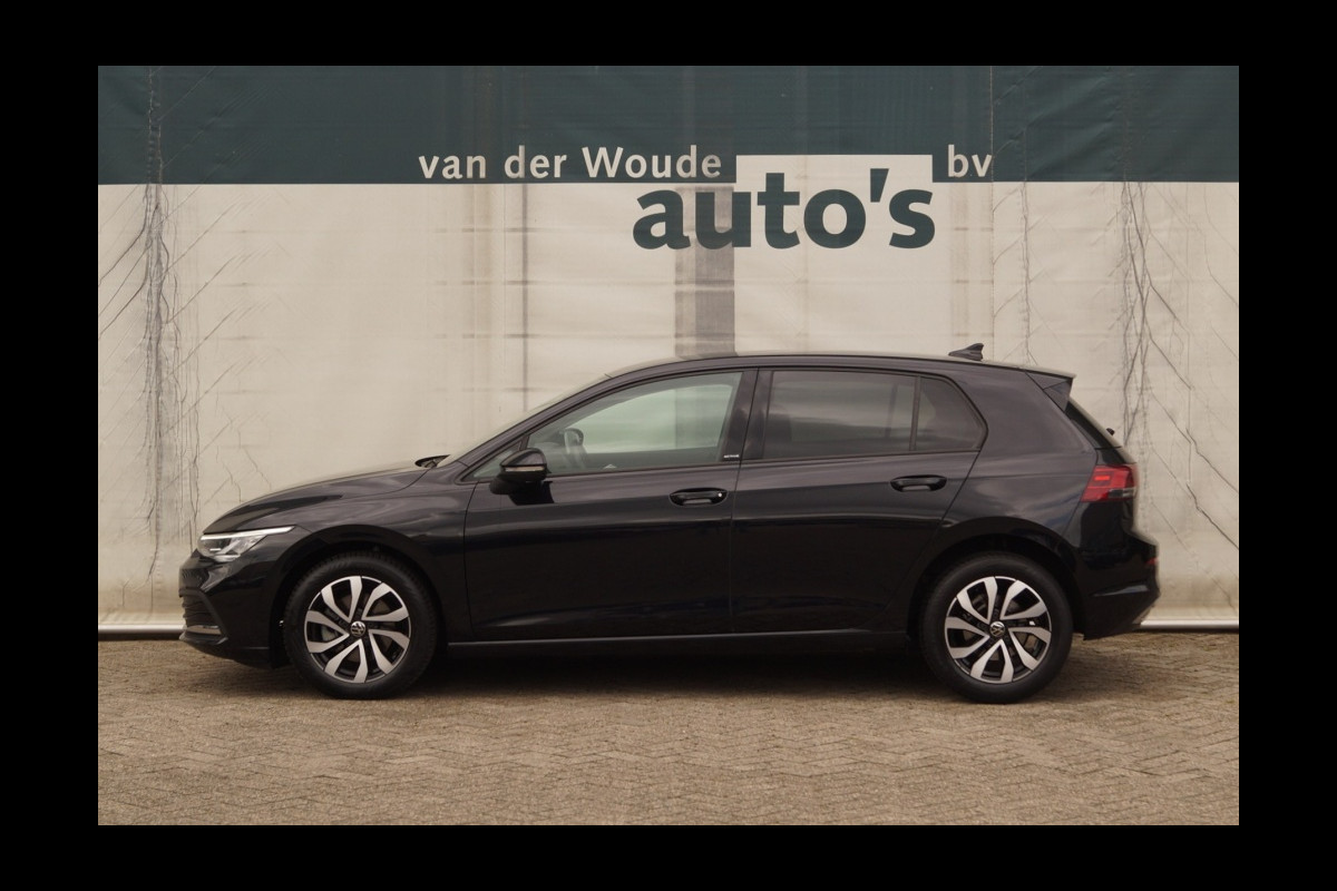 Volkswagen Golf 2.0 TDI Life Active Edition -LED-ECC-PDC-NAVI-