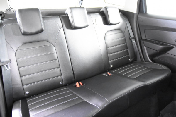 Dacia Duster 1.5 dCi *1ste Eigenaar*Navigatie*Trekhaak*Stoelverwarming*