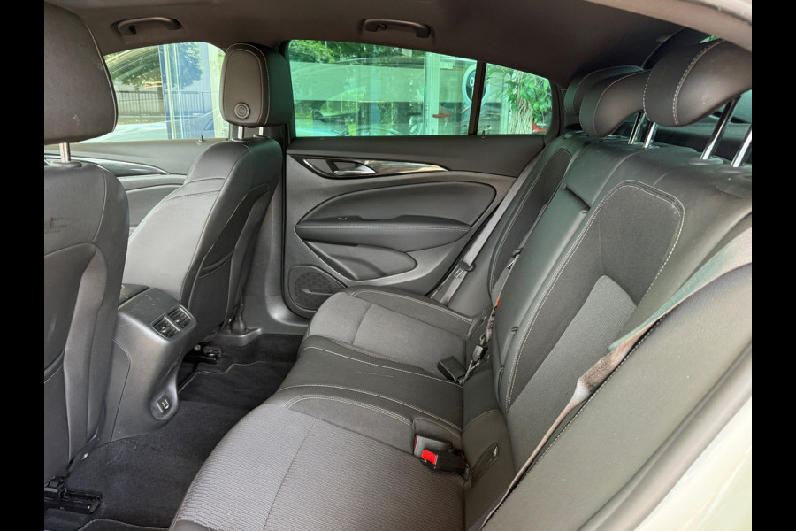 Opel Insignia Grand Sport 1.5 Turbo OPC Executive Schuifdak|HuD|Apple Carplay|Camera