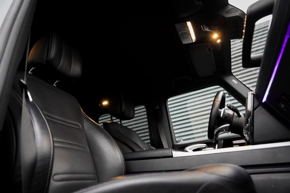 Mercedes-Benz G-Klasse 500 V8 / AMG / Widescreen / Burmester / Adaptive Cruise / Incl BTW Mercedes-Benz G-Klasse 500 V8 / AMG / Widescreen / Burmester / Adaptive Cruise / Incl BTW