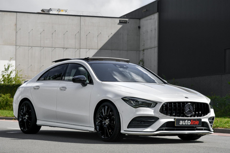 Mercedes-Benz CLA-Klasse 180 AMG Night. Memory, Pano, Keyless, Camera, Multibeam, Sfeer, CarPlay!