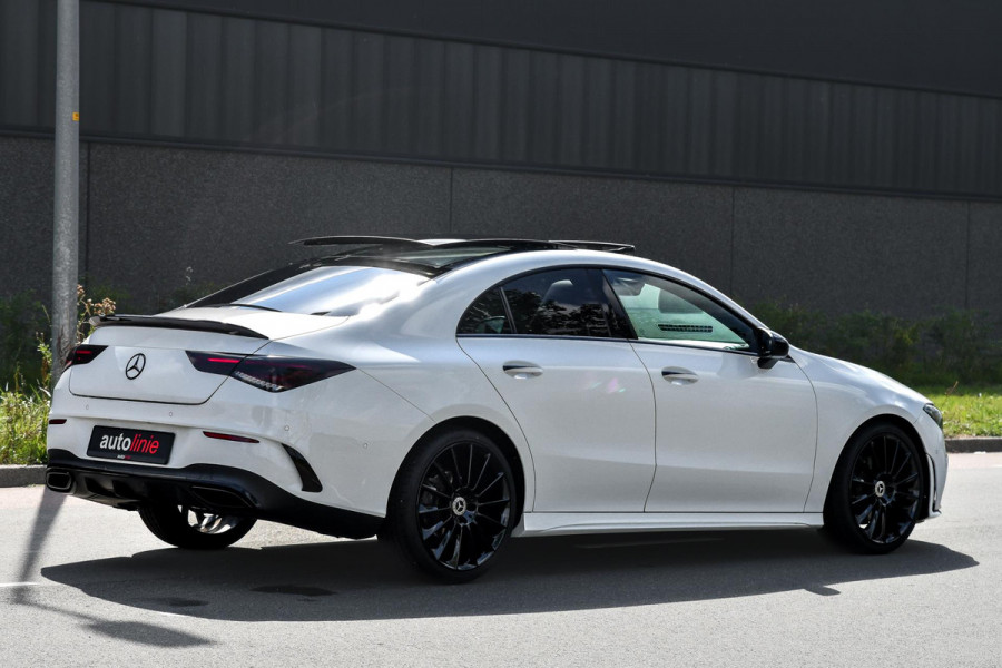 Mercedes-Benz CLA-Klasse 180 AMG Night. Memory, Pano, Keyless, Camera, Multibeam, Sfeer, CarPlay!