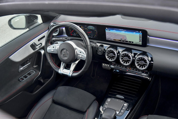Mercedes-Benz CLA-Klasse 180 AMG Night. Memory, Pano, Keyless, Camera, Multibeam, Sfeer, CarPlay!