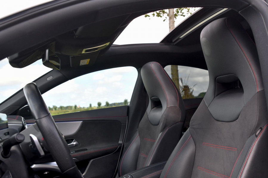 Mercedes-Benz CLA-Klasse 180 AMG Night. Memory, Pano, Keyless, Camera, Multibeam, Sfeer, CarPlay!