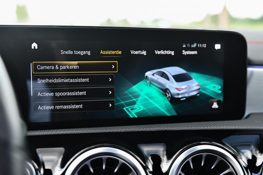 Mercedes-Benz CLA-Klasse 180 AMG Night. Memory, Pano, Keyless, Camera, Multibeam, Sfeer, CarPlay!