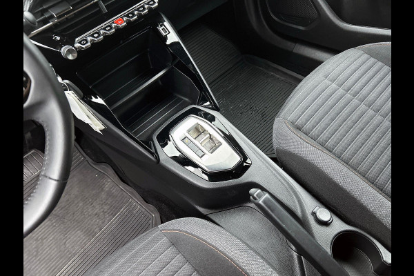 Peugeot 2008 1.2 130pk Active Pack CARPLAY CRUISE