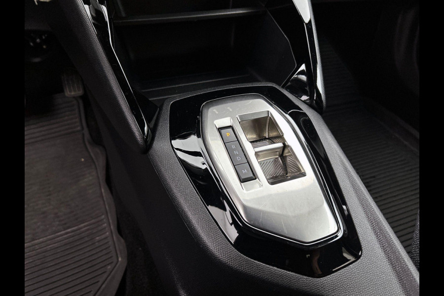 Peugeot 2008 1.2 130pk Active Pack CARPLAY CRUISE