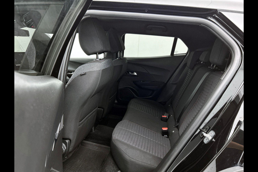 Peugeot 2008 1.2 130pk Active Pack CARPLAY CRUISE